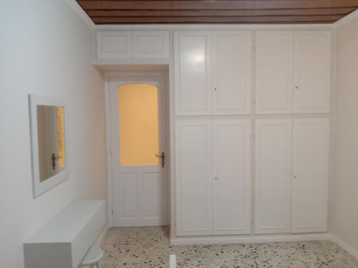 Menegis Apartment Zákynthos by Eksteriør billede